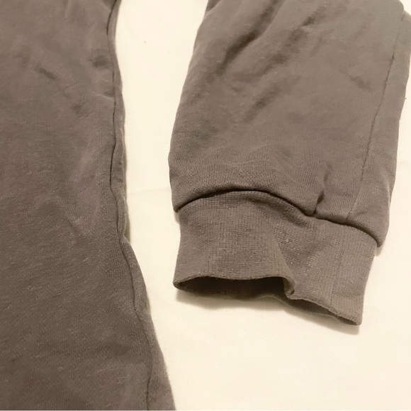 H&M Santa Was Here Christmas Youth Pullover Size 20 (14 Years) - Picture 6 of 16